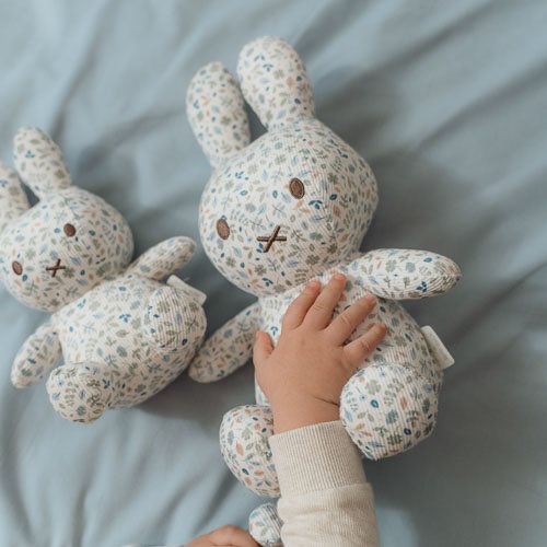 nijntje knuffel all-over print 30 cm - Blauw - Lucky Leaves