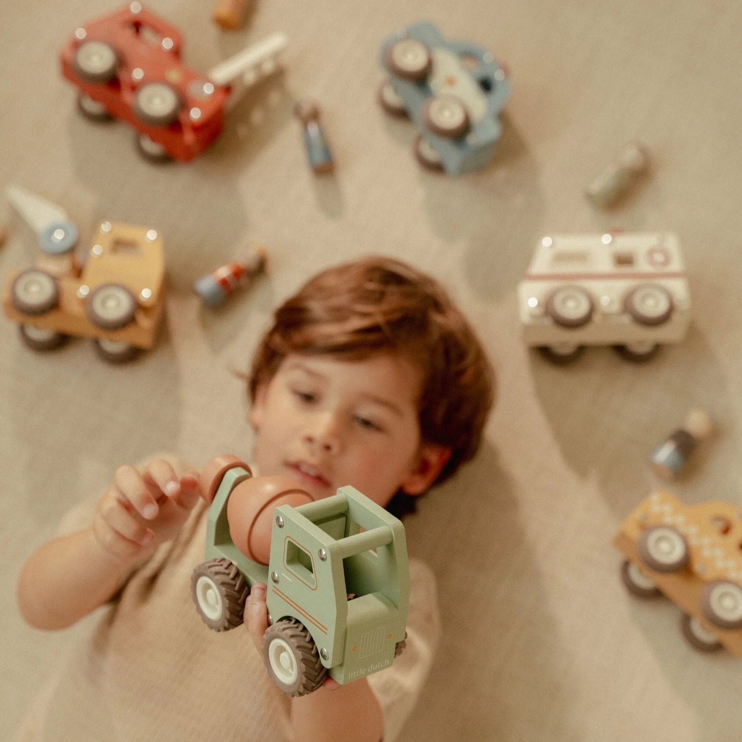 Houten cementwagen – Groen – Essentials