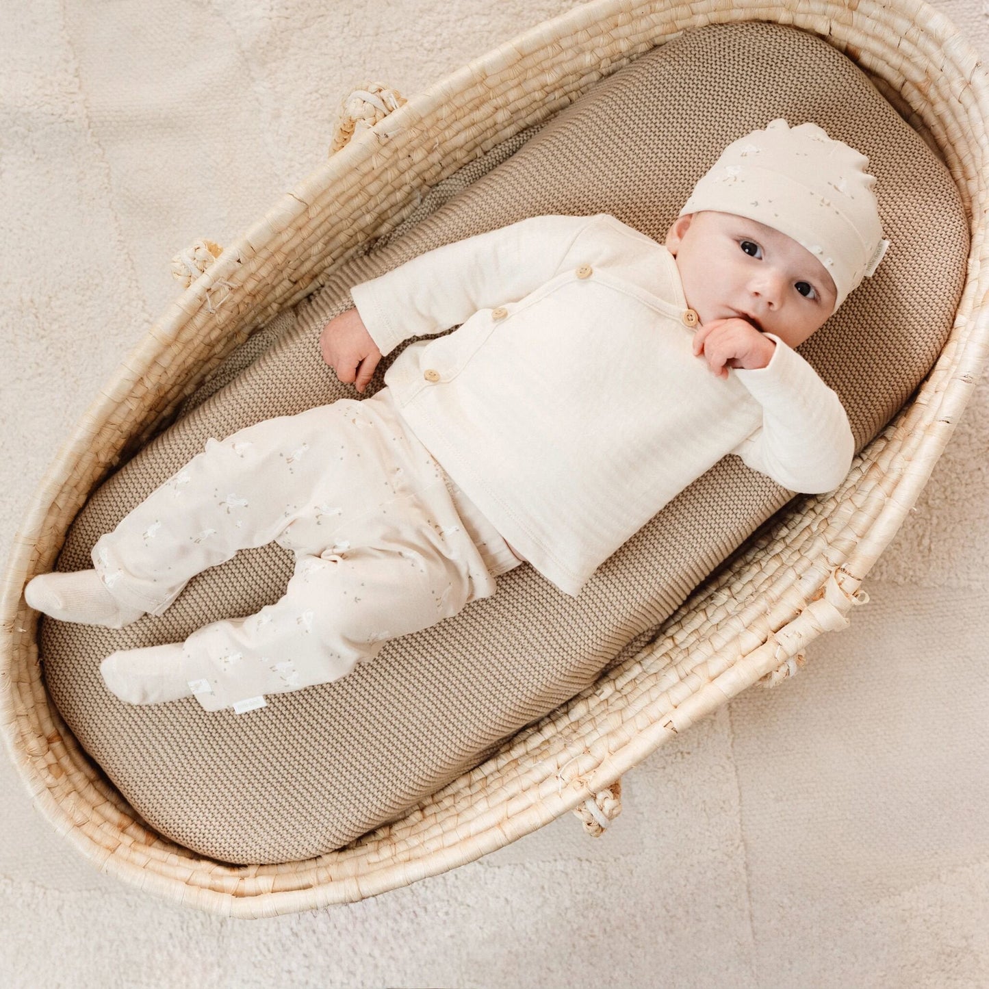 Mutsje - Beige - Newborn Naturals - Little Goose