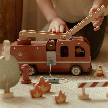 Houten brandweerwagen – Rood – Essentials