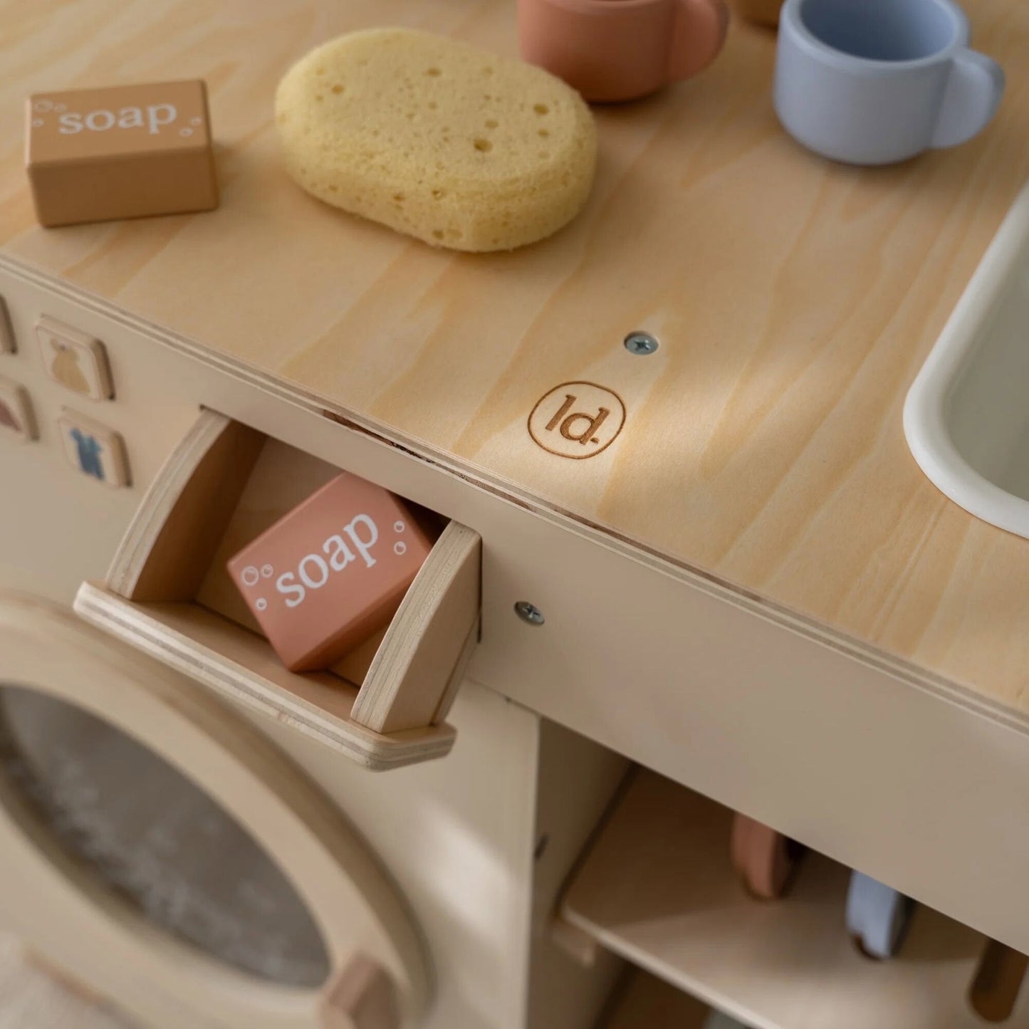 Houten wasmachine – Essentials - Limited edition